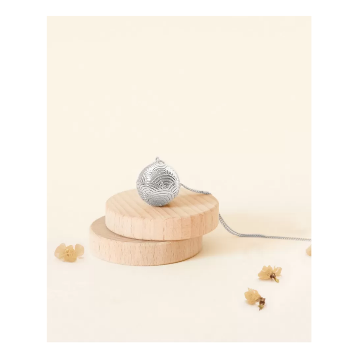 Bola ILADO Ginkgo Silver
